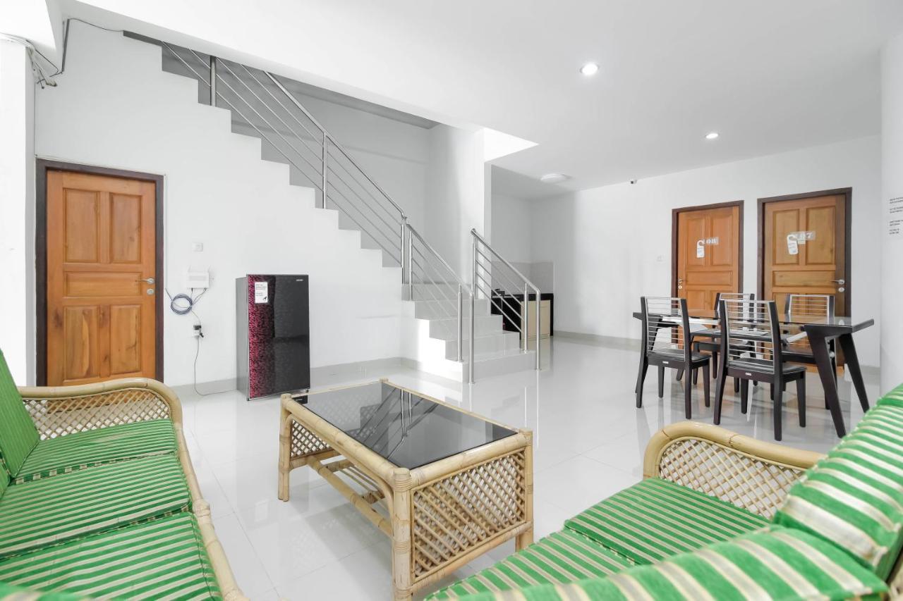 Guest house Reddoorz Near Siloam Hospital Palembang