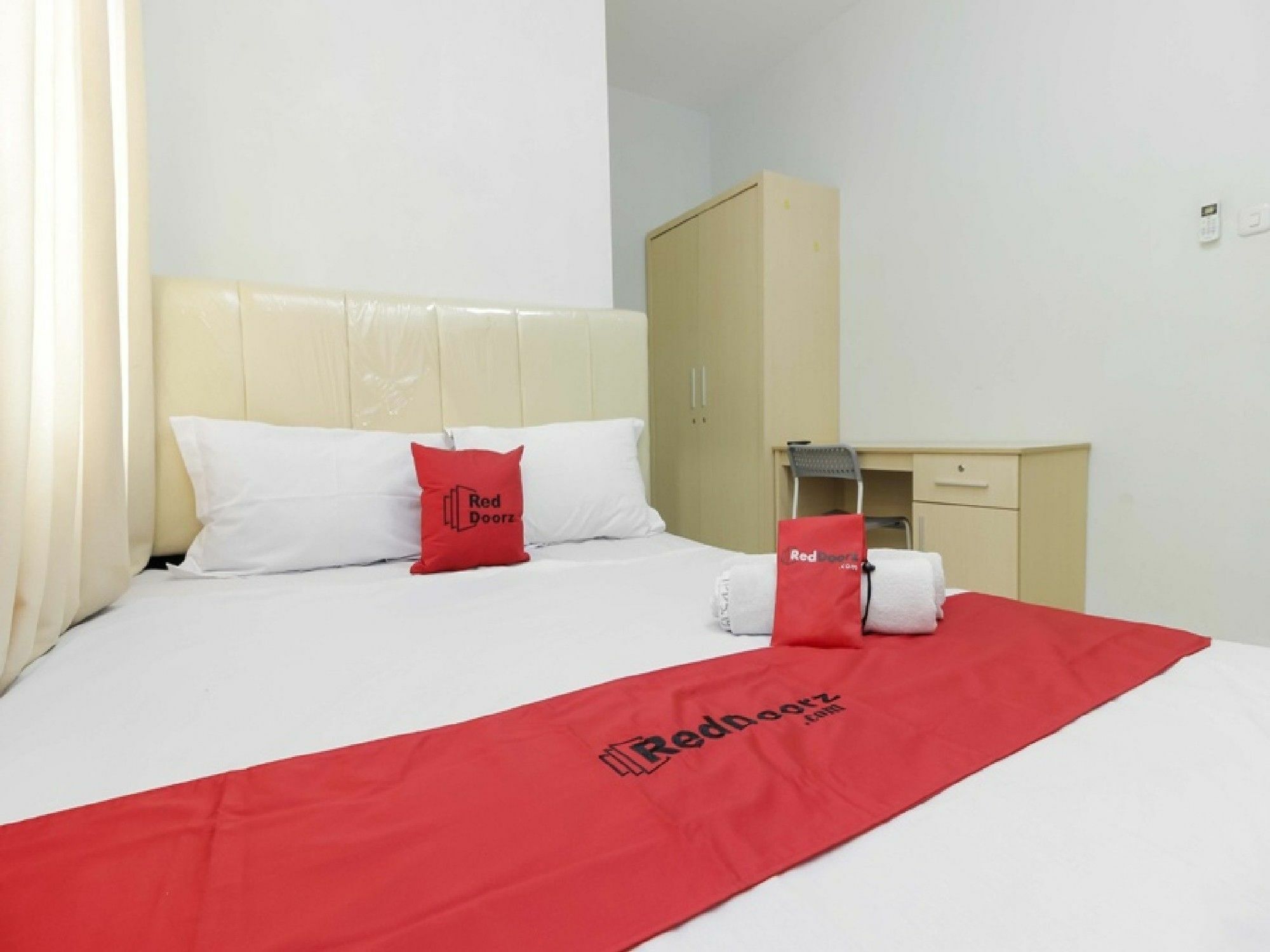 Guest house Reddoorz Near Siloam Hospital 2*