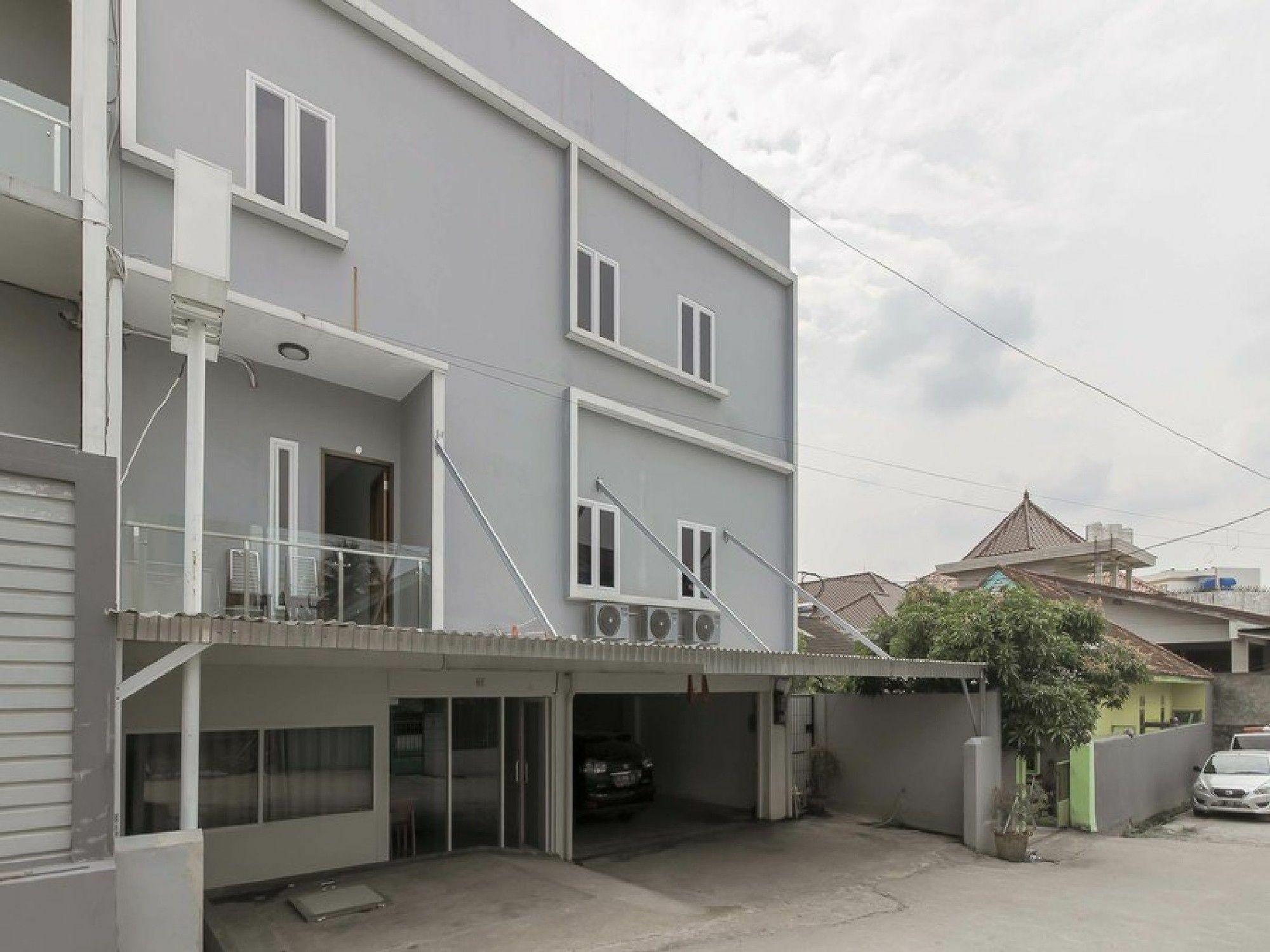 Reddoorz Near Siloam Hospital Guest house Palembang